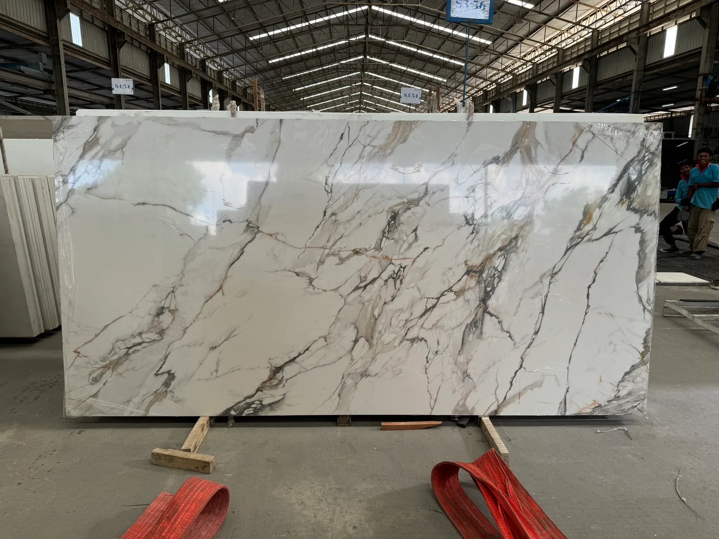 Calacatta Luxury